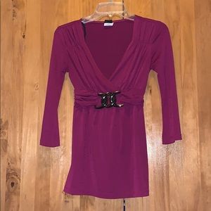 Ladies along sleeve blouse